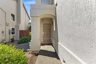 1109 Syracuse Cir, Vacaville, CA 95687 - Photo 2