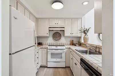 51 Cypress Place, Sausalito, CA 94965 - Photo 14