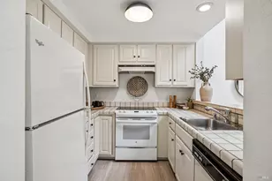 51 Cypress Pl, Sausalito, CA 94965 - Photo 14
