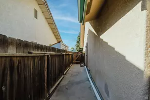 4109 W Mission Ct, Visalia, CA 93277 - Photo 42