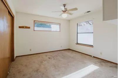4109 W Mission Court, Visalia, CA 93277 - Photo 34