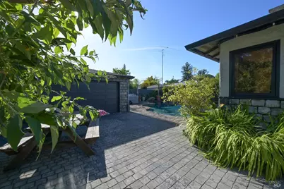 2111 Humboldt Street, Santa Rosa, CA 95404 - Photo 36
