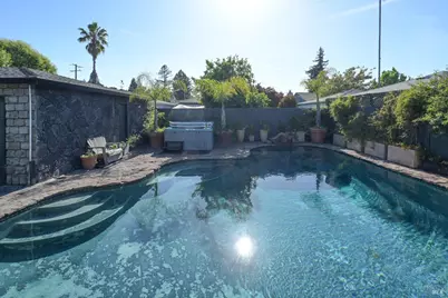 2111 Humboldt Street, Santa Rosa, CA 95404 - Photo 28