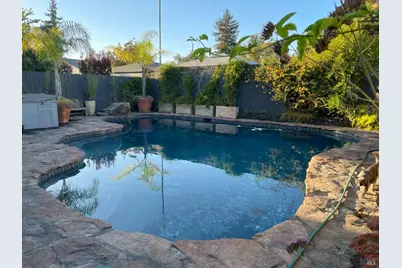 2111 Humboldt Street, Santa Rosa, CA 95404 - Photo 38