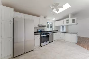 1221 Magnolia St, Willits, CA 95490 - Photo 2
