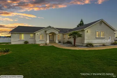 7605 Churn Creek Road, Redding, CA 96002 - Photo 2