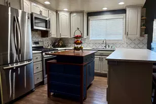 148 Daffodil Cir, Vallejo, CA 94591 - Photo 2