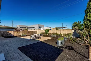 1417 E Madison St, Petaluma, CA 94954 - Photo 40