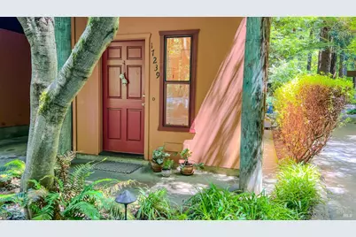 17239 Verba Lane, Guerneville, CA 95446 - Photo 2