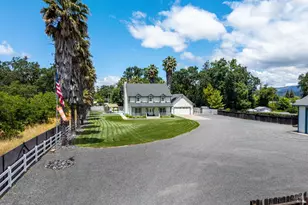 160 Gobalet Ln, Ukiah, CA 95482 - Photo 2