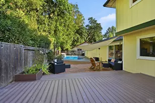 18580 Happy Ln, Sonoma, CA 95476 - Photo 16