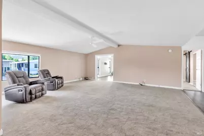 1597 Alamo Drive #153, Vacaville, CA 95687 - Photo 8