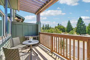 207 Pippen Ct, Sebastopol, CA 95407 - Photo 2