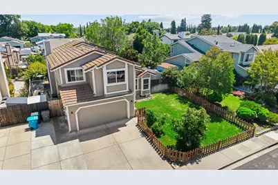 719 Greenhaven Drive, Vacaville, CA 95687 - Photo 2