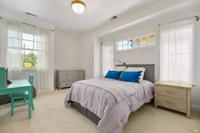 8 Center Street, San Rafael, CA 94901 - Photo 24