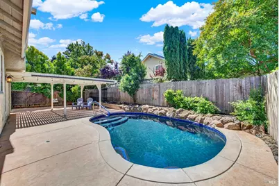 778 Oak Brook Drive, Vacaville, CA 95687 - Photo 2