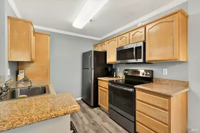 2001 Eastwood Drive #32, Vacaville, CA 95687 - Photo 12
