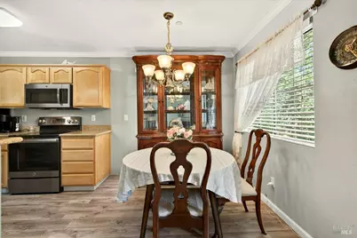 2001 Eastwood Drive #32, Vacaville, CA 95687 - Photo 14