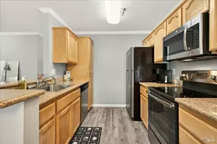 2001 Eastwood Dr, Vacaville, CA 95687 - Photo 16