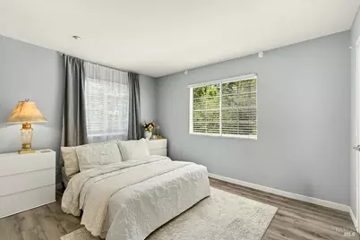 2001 Eastwood Drive #32, Vacaville, CA 95687 - Photo 14