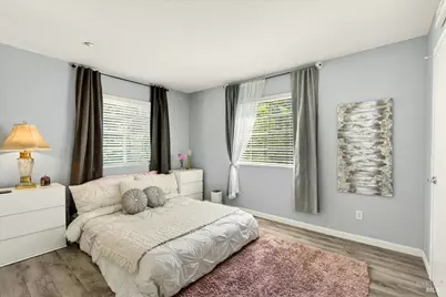 2001 Eastwood Drive #32, Vacaville, CA 95687 - Photo 20
