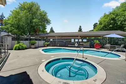 2001 Eastwood Drive #32, Vacaville, CA 95687 - Photo 34