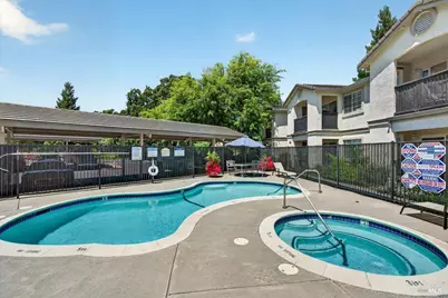 2001 Eastwood Drive #32, Vacaville, CA 95687 - Photo 32