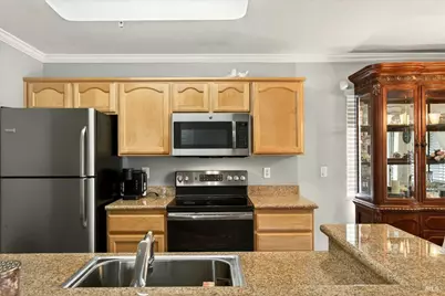 2001 Eastwood Drive #32, Vacaville, CA 95687 - Photo 18