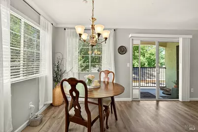 2001 Eastwood Drive #32, Vacaville, CA 95687 - Photo 8