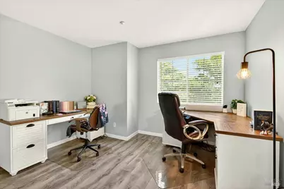 2001 Eastwood Drive #32, Vacaville, CA 95687 - Photo 24