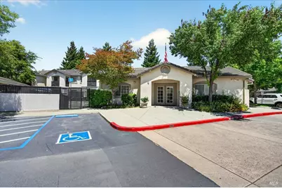 2001 Eastwood Drive #32, Vacaville, CA 95687 - Photo 36