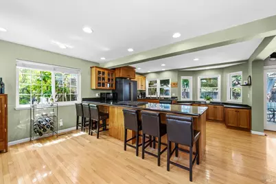 2423 Shoreline Drive, Napa, CA 94558 - Photo 8