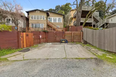 44 Martens Boulevard, San Rafael, CA 94901 - Photo 26