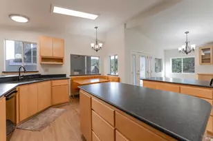 4425 Lakewood Dr, Willits, CA 95490 - Photo 8