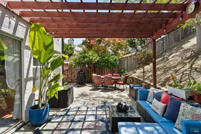 181 Carnival Court, Vallejo, CA 94589 - Photo 36
