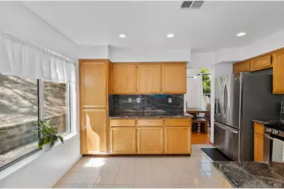 181 Carnival Court, Vallejo, CA 94589 - Photo 12