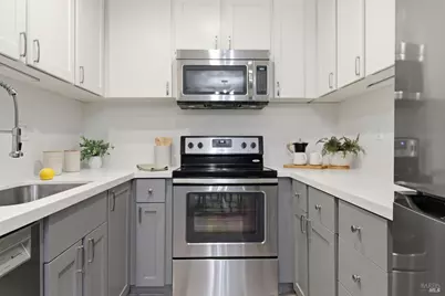 100 Marin Center Drive #31, San Rafael, CA 94903 - Photo 12