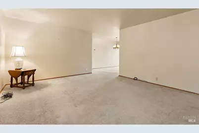 2560 Fraser Court, Pinole, CA 94564 - Photo 4