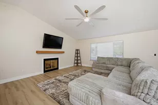 16906 Greenridge Rd, Hidden Valley Lake, CA 95467 - Photo 2