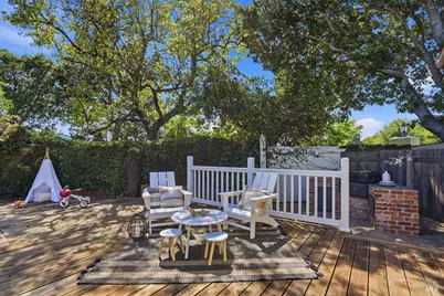 2 Via La Cumbre, Greenbrae, CA 94904 - Photo 16