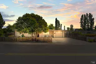 125 Los Altos Pl, American Canyon, CA 94503 - Photo 36