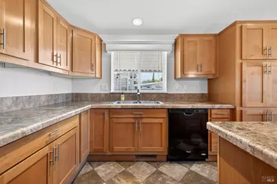 1141 Adrienne Way, Santa Rosa, CA 95401 - Photo 6