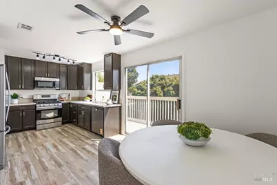 100 Sunset Circle #68, Benicia, CA 94510 - Photo 6