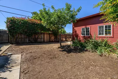 2001 Marin Street, Napa, CA 94559 - Photo 28