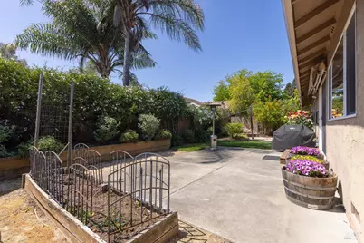 2491 Vine Hill Drive, Napa, CA 94558 - Photo 32