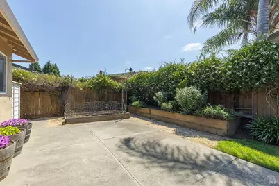 2491 Vine Hill Drive, Napa, CA 94558 - Photo 36