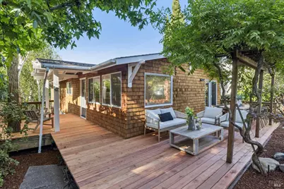 514 Manzanita Avenue, Corte Madera, CA 94925 - Photo 2