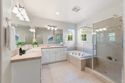 960 Capitola Drive, Napa, CA 94559 - Photo 36