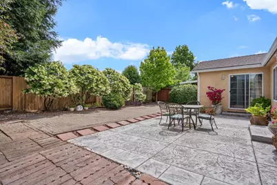 971 Eleanor Avenue, Rohnert Park, CA 94928 - Photo 2