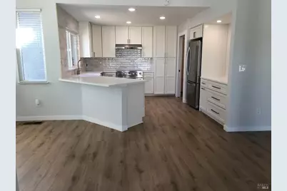 143 Fallen Leaf Drive, Vacaville, CA 95687 - Photo 4